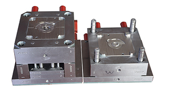 精密注射模具中復(fù)位桿的作用是什么？