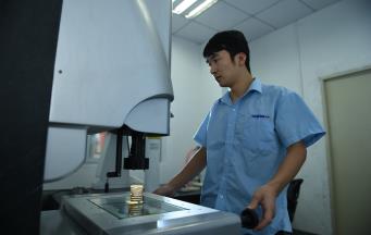 塑料模具廠對于《心》—倡導(dǎo)心態(tài)開拓人生的哲學(xué)家的精彩分享！